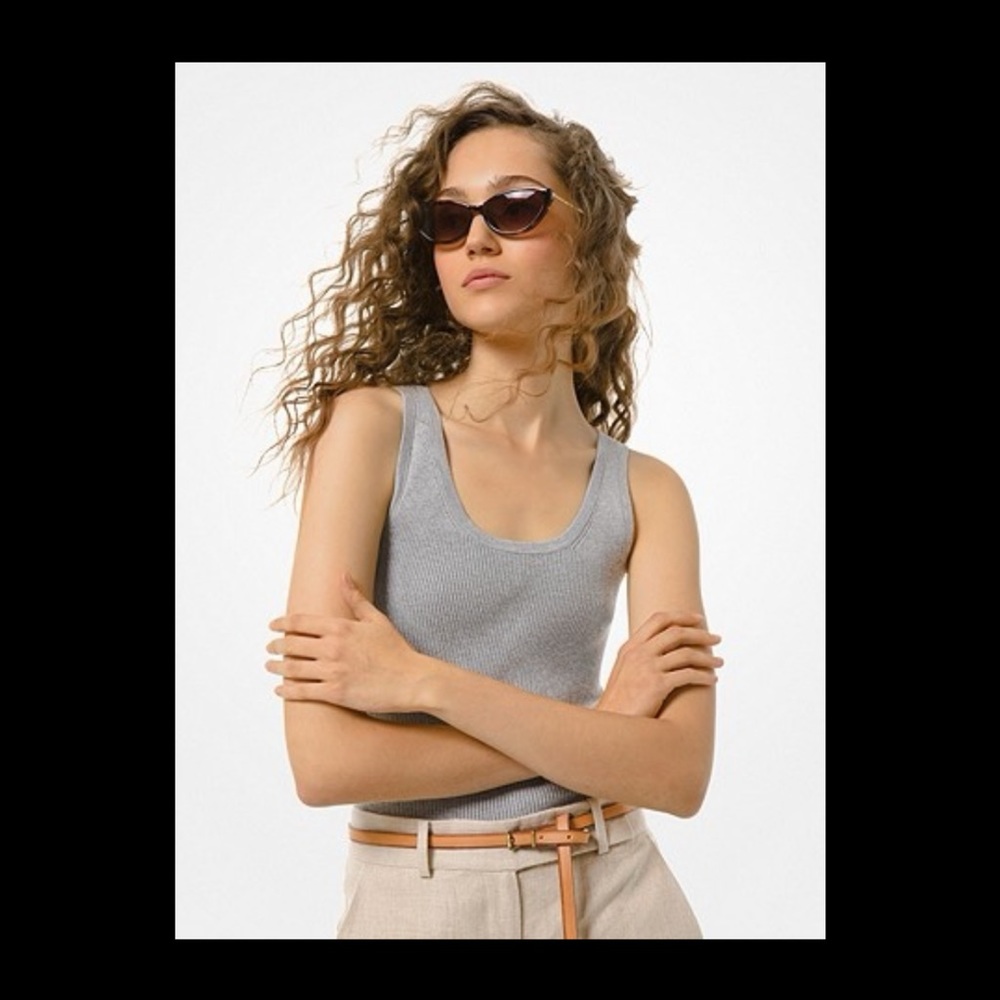 MICHAEL MICHAEL KORS
Ribbed Stretch Grey Tank Top “S”